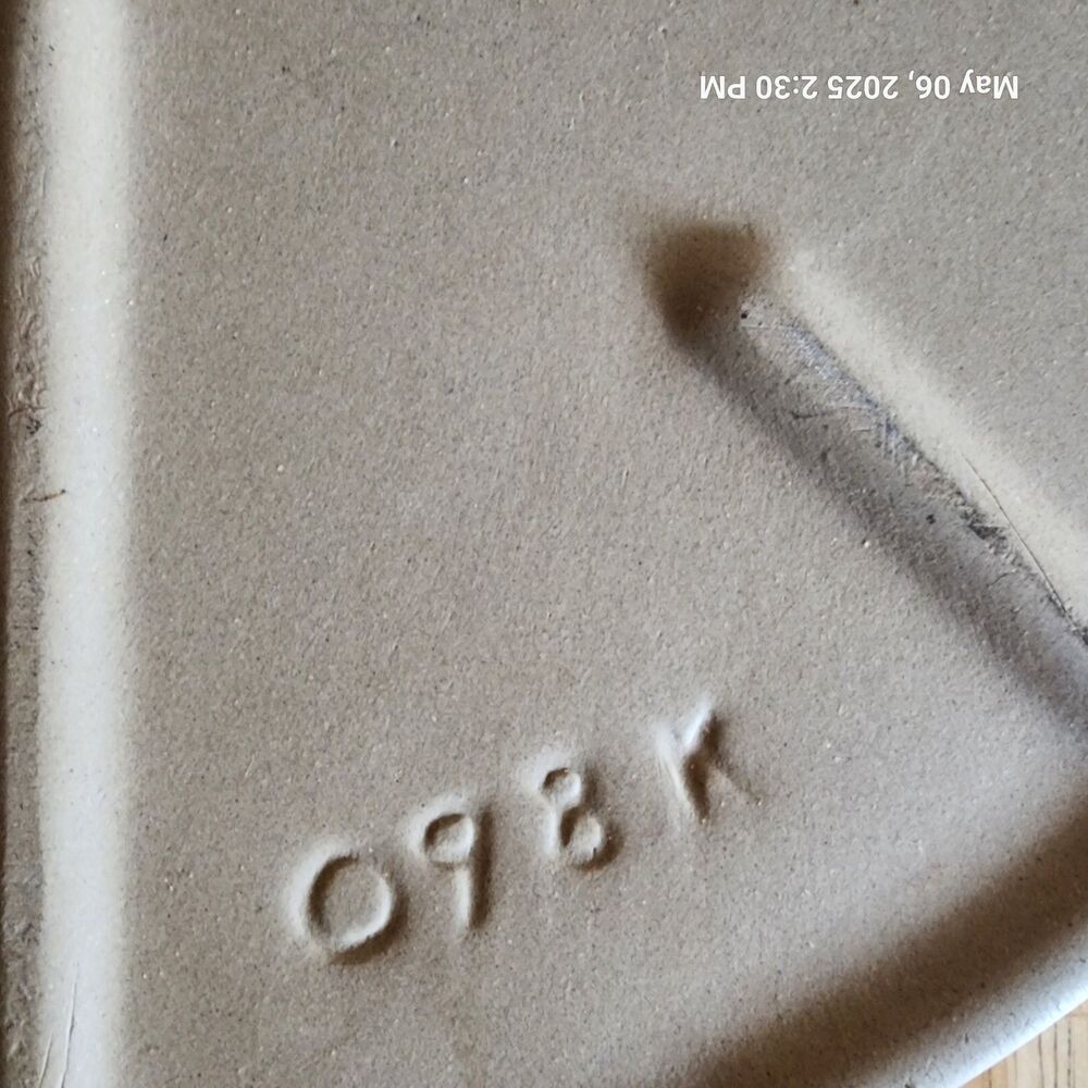 Pampered Chef 13” Round Pizza Stone Family Heritage Collection USA Made 098K - Picture 5 of 9
